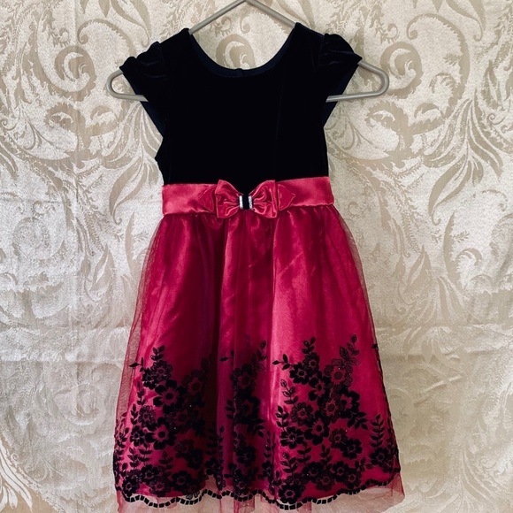 Girl Dress Black/Burgundy - Picture 5 of 12